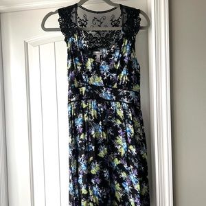 Speechless Midi Dress with Tie Back Wrap Front Lace Detail Maternity Friendly